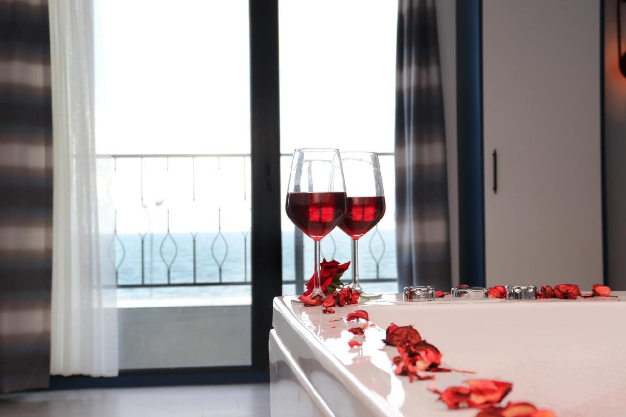 Blue Ay Boutique Hotel Atakum Екстер'єр фото